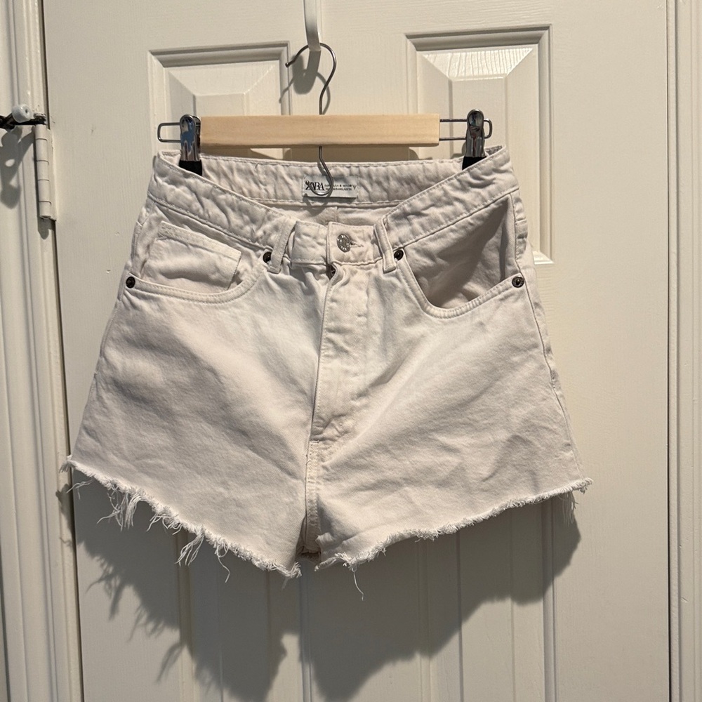 Zara Off-White Jean Shorts